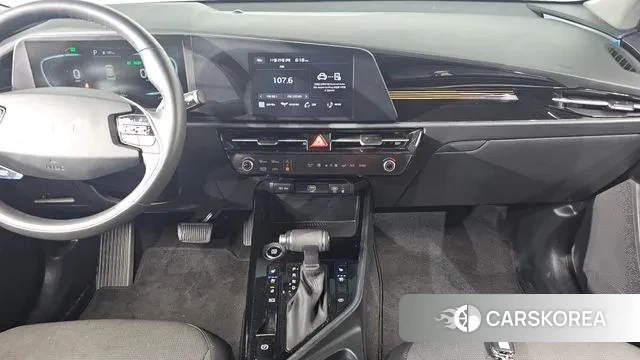 Kia Di Ol Nu Niro 2022 Белый из Кореи, фото 4