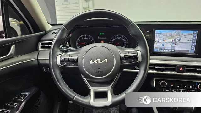 Kia K5 3rd generation 2023 Белый из Кореи, фото 4