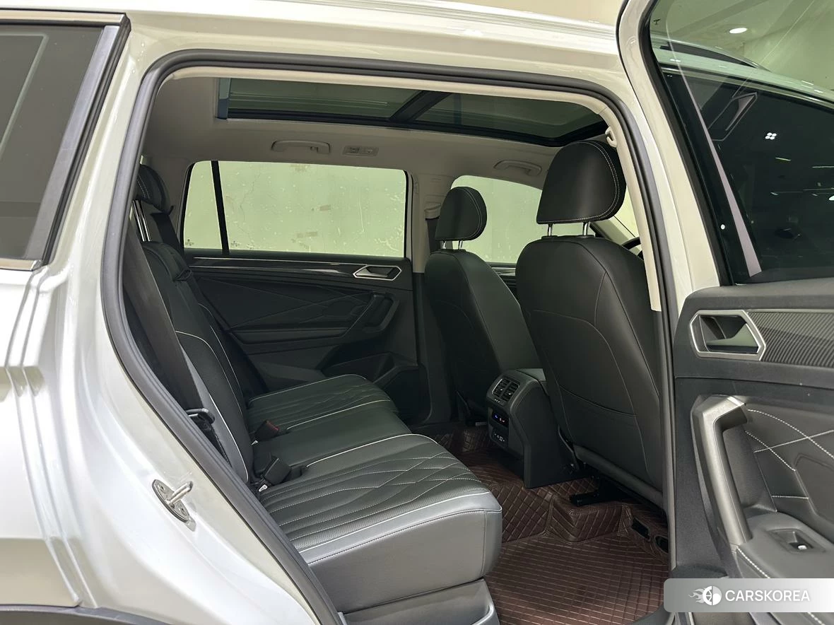 Volkswagen Tiguan L 2023 Белый из Китая, фото 4