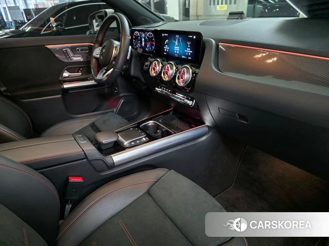 Mercedes-Benz GLA - Class H247 2023 Белый из Кореи, фото 4