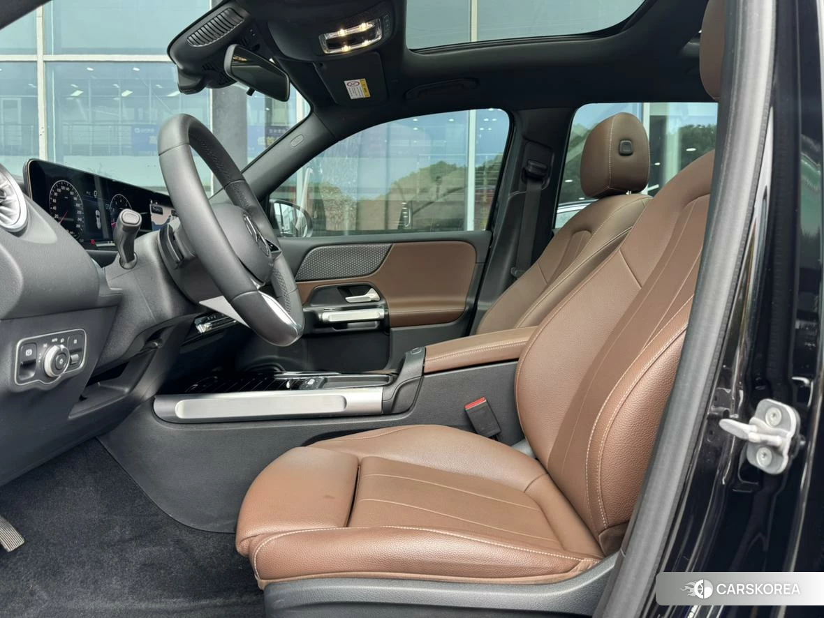 Mercedes-Benz GLB 2024 Черный из Китая, фото 4