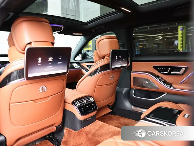 Mercedes-Benz Maybach S-class 2023 Черный из Китая, фото 4
