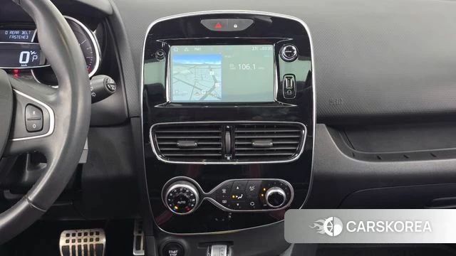 Renault Korea (Samsung) Clio 2019 Красный из Кореи, фото 4