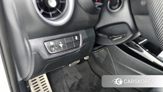 Kia The New K3 2nd generation 2023 Белый из Кореи, фото 4