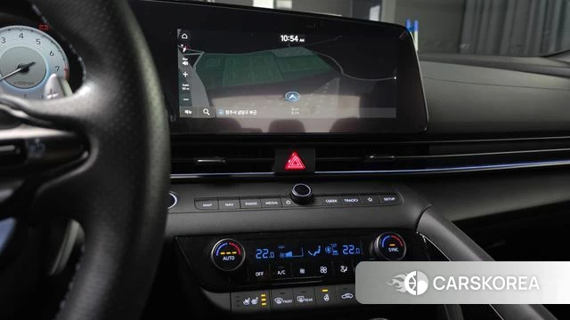 Hyundai The New Avante (CN7) 2024 Серебристо-серый из Кореи, фото 4