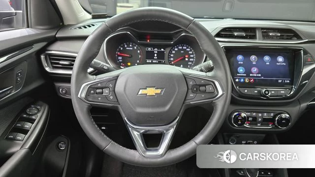 Chevrolet (GM Daewoo) Trailblazer 2023 Серебристо-серый из Кореи, фото 4
