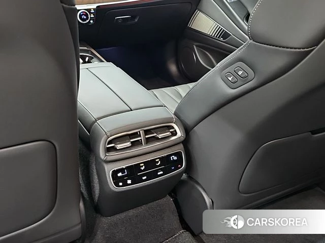 Genesis Electrified G80 (RG3) 2023 Черный из Кореи, фото 4