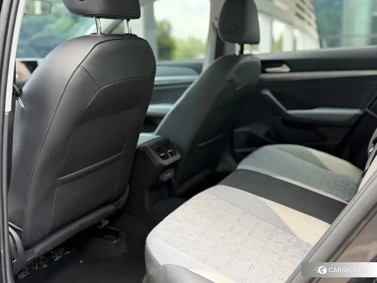Volkswagen Lavida 2023 Черный из Китая, фото 4
