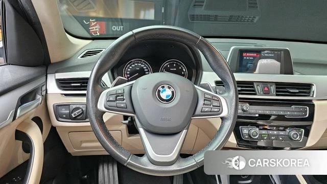 BMW X1 (F48) 2020 Черный из Кореи, фото 4