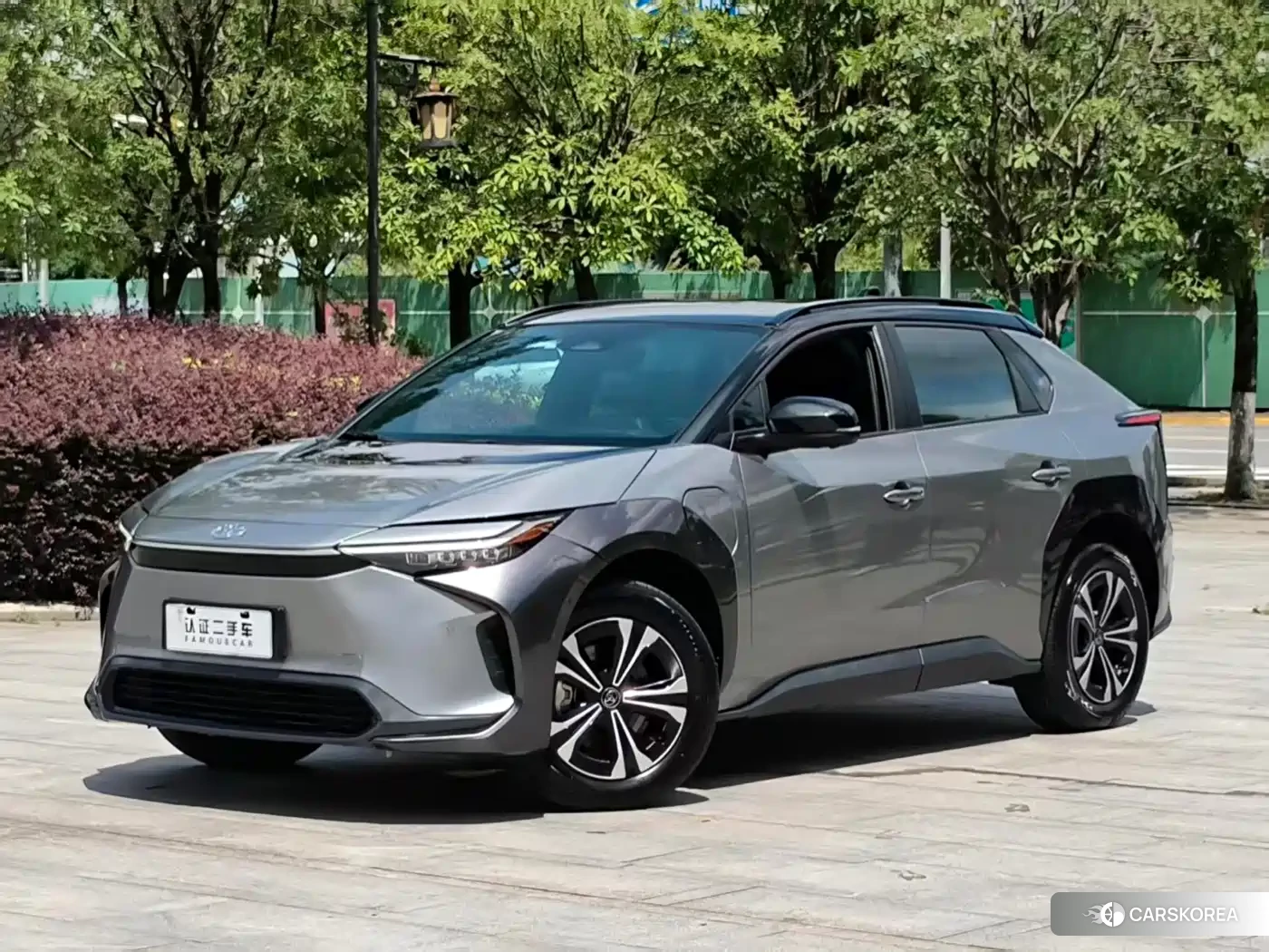 Toyota FAW Toyota bZ4X 2022 Silver/gray из Китая, фото 4