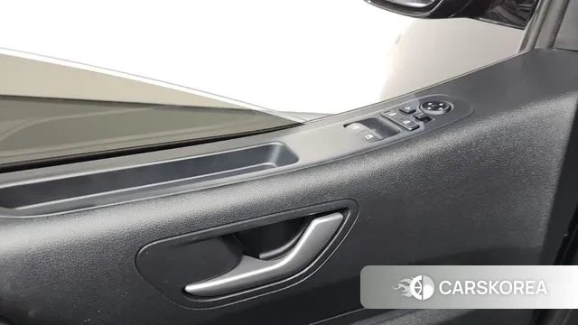 Hyundai Staria 2023 Черный из Кореи, фото 4