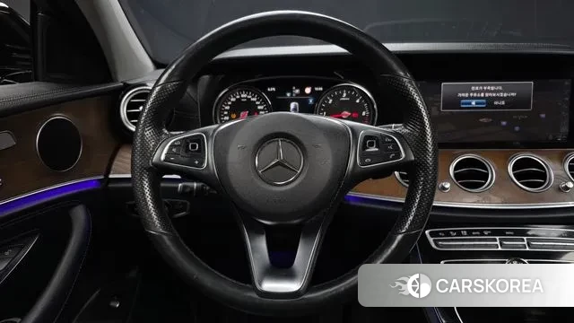 Mercedes-Benz E-Class W213 2018 Черный из Кореи, фото 4