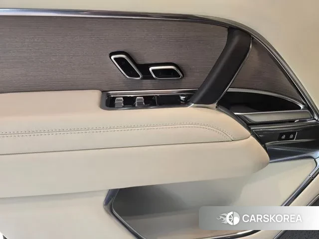 Land Rover Range Rover 5th Generation 2025 Черный из Кореи, фото 4