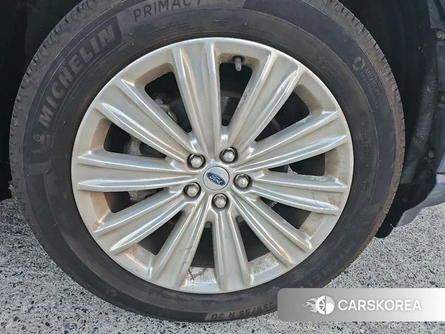 Ford Explorer 6th Generation 2020 Коричневый из Кореи, фото 4