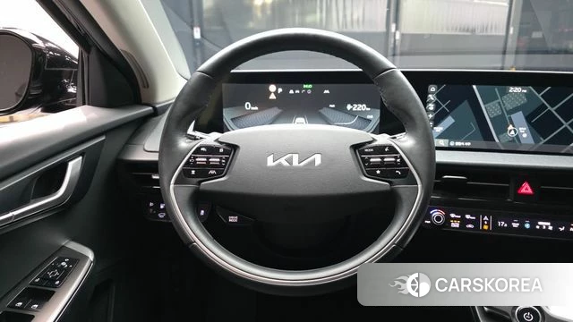Kia EV6 2022 Черный из Кореи, фото 4