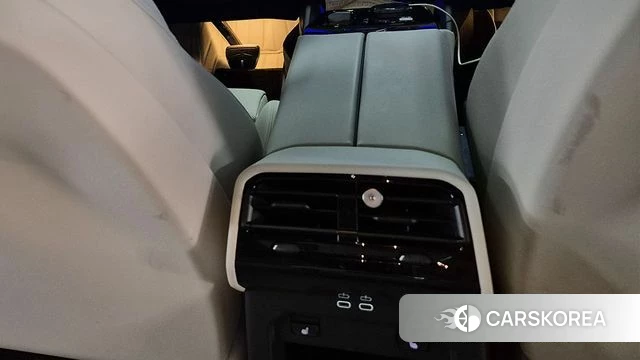 BMW 5 Series (G60) 2025 Серый из Кореи, фото 4