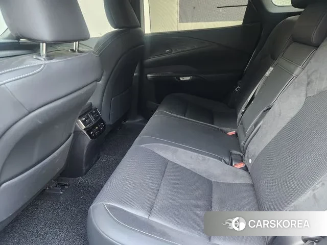 Lexus RX350h 5th generation 2024 Белый из Кореи, фото 4