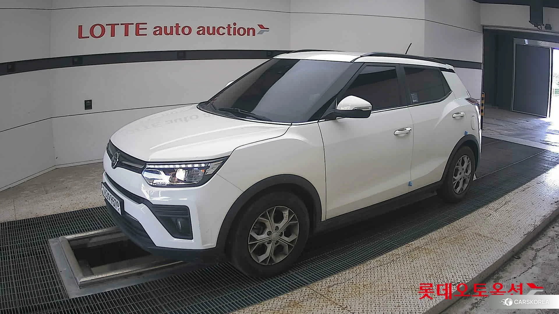 SsangYong Tivoli 2021 Grand White из Кореи, фото 4