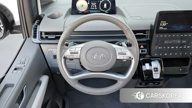 Hyundai Staria 2023 Серебряный из Кореи, фото 4