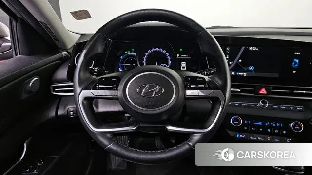 Hyundai Avante Hybrid (CN7) 2021 Серебристо-серый из Кореи, фото 4