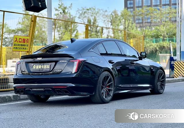 Cadillac CT5 2020 Черный из Китая, фото 4