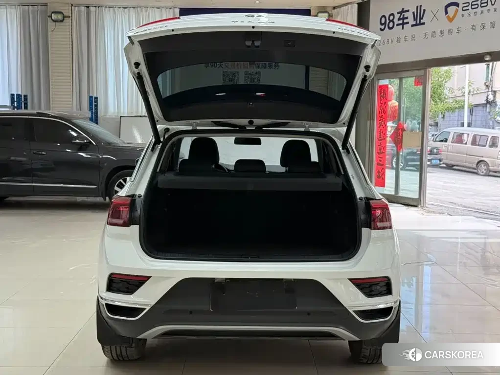 Volkswagen T-Roc 2022 Белый из Китая, фото 4