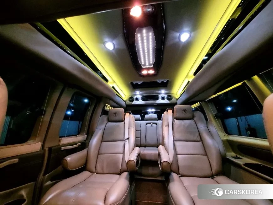 Chevrolet Express Van 2018 Черный из Кореи, фото 4