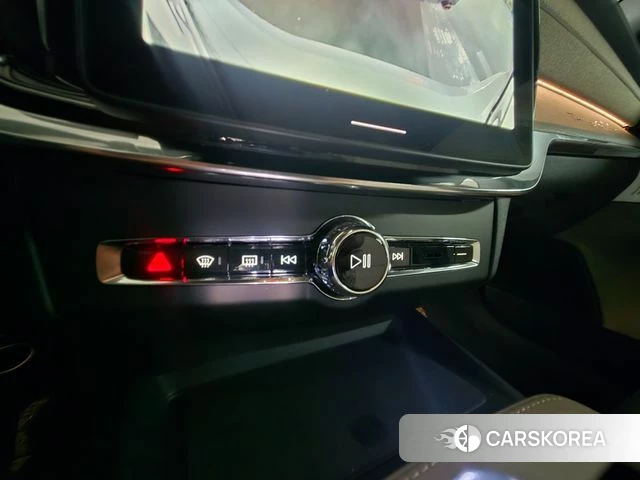 Volvo S90 2026 Белый из Кореи, фото 4
