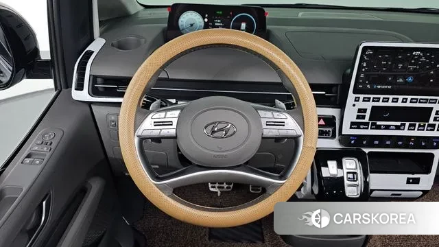 Hyundai Staria 2023 Серебристо-серый из Кореи, фото 4