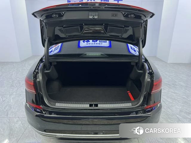 Volkswagen Passat 2023 Черный из Китая, фото 4