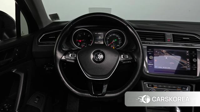 Volkswagen Tiguan second Generation 2018 Черный из Кореи, фото 4