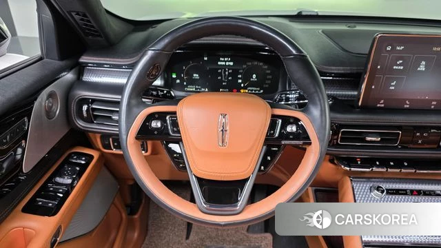 Lincoln Aviator 2nd generation 2023 Белый из Кореи, фото 4