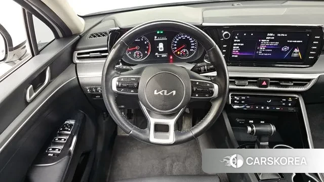 Kia K5 3rd generation 2023 Белый из Кореи, фото 4