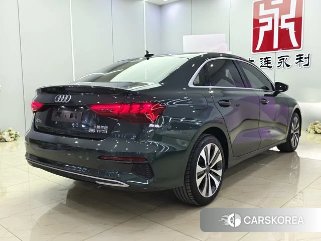 Audi A3 2023 Зеленый из Китая, фото 4