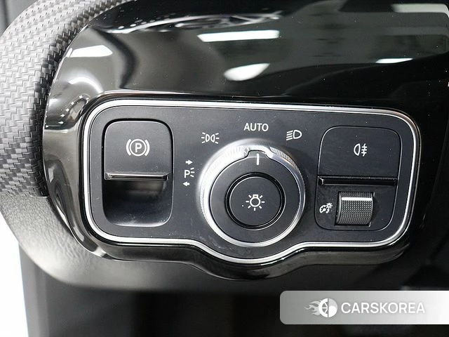 Mercedes-Benz A-Class W177 2020 Жемчужный цвет из Кореи, фото 4