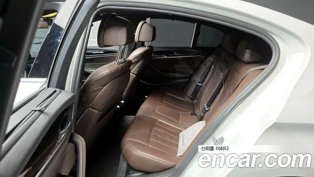 BMW 5 Series (G30) id 2703783 из Кореи 4