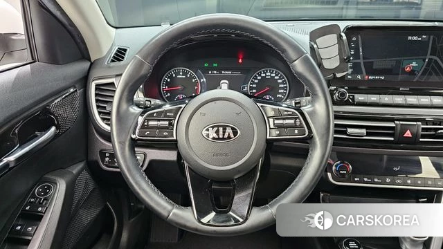 Kia Seltos 2021 Белый из Кореи, фото 4