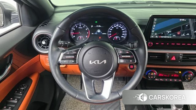 Kia The New K3 2nd generation 2022 Серебристо-серый из Кореи, фото 4