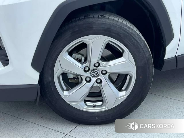 Toyota RAV4 Rongfang 2021 Белый из Китая, фото 4