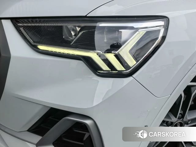 Audi Q3 2022 Белый из Китая, фото 4