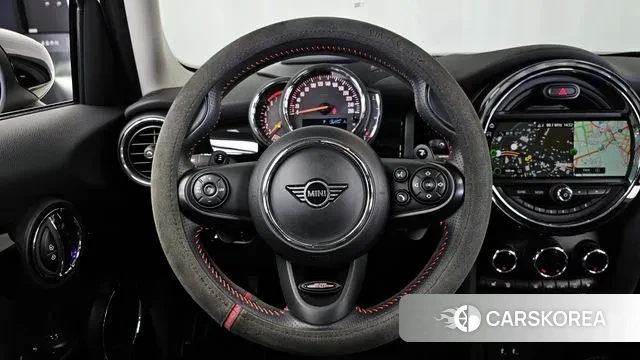 Mini Cooper S 2019 Жемчужный цвет из Кореи, фото 4