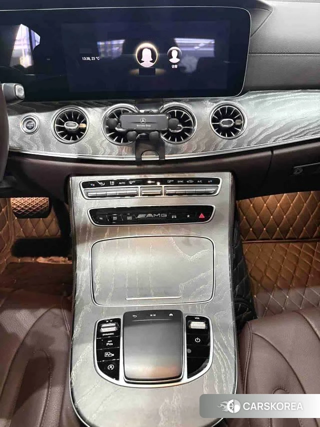 Mercedes-Benz CLS 2021 Белый из Китая, фото 4