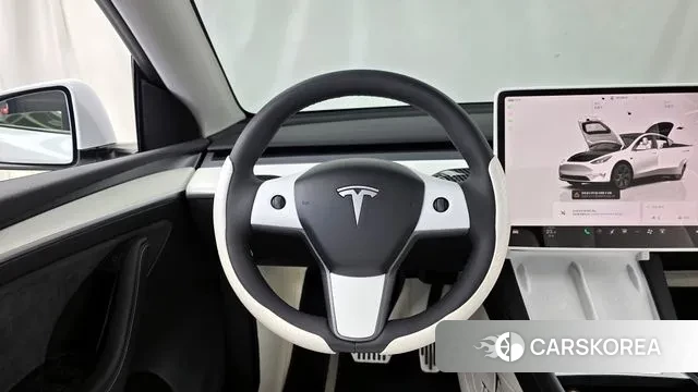Tesla Model Y 2024 Белый из Кореи, фото 4