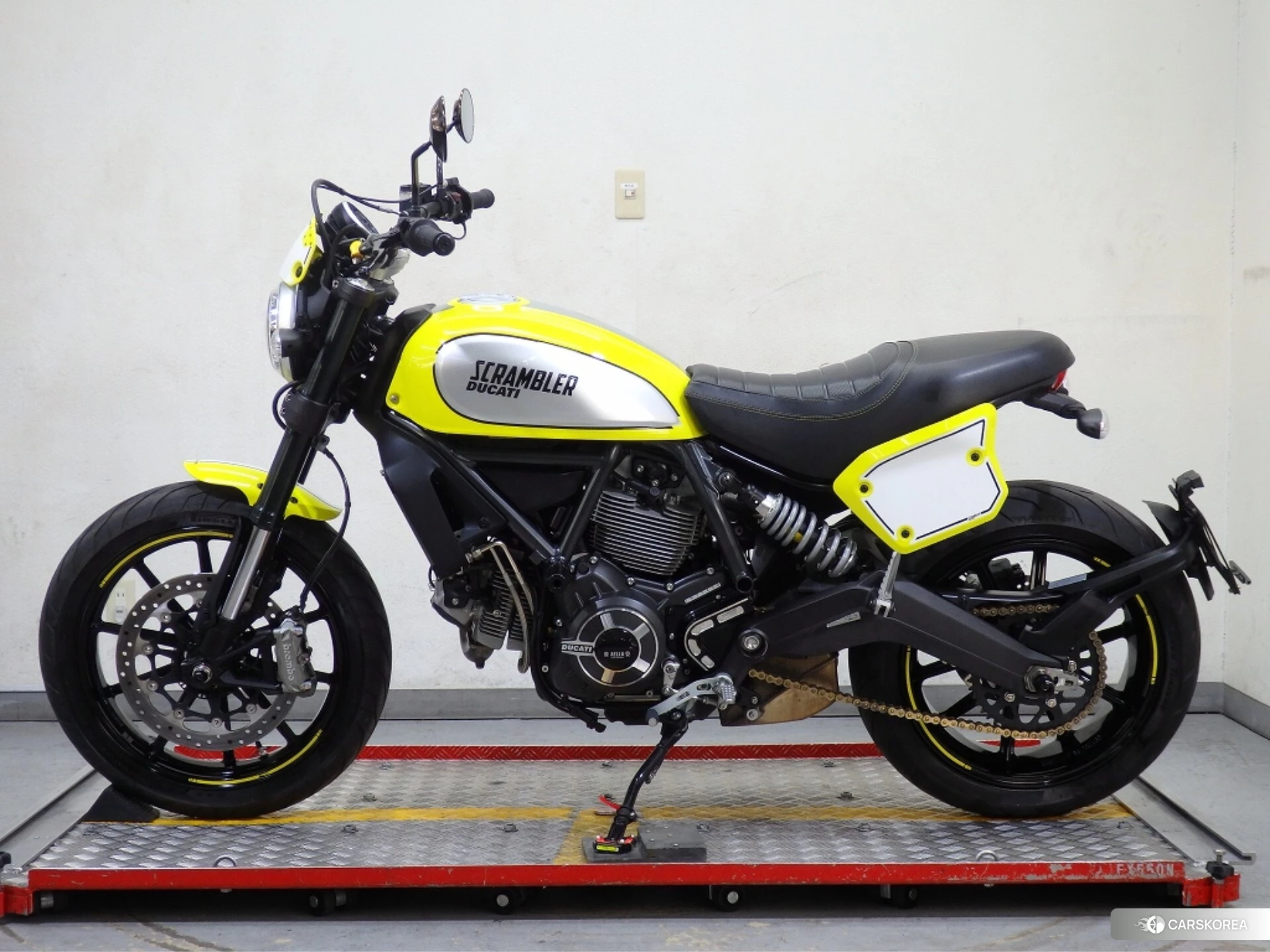 OTHER DUCATI SCRAMBLER F TRUCK PRO 2017 из Японии, фото 3