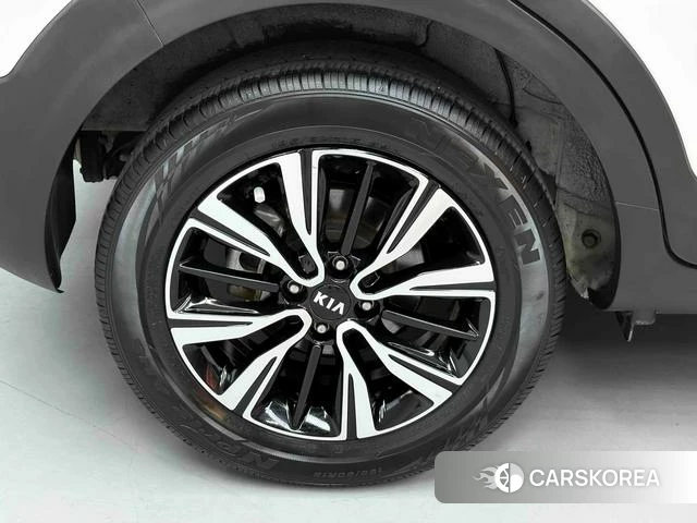 Kia Yi Ran 2021 Белый из Китая, фото 4