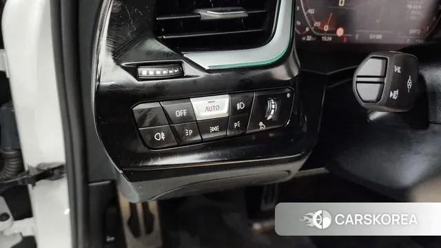 BMW Z4 (G29) 2023 Белый из Кореи, фото 4