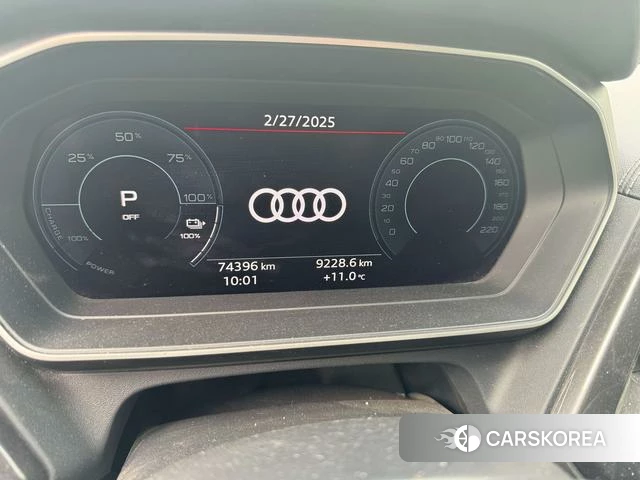 Audi Q4 e-tron 2023 Темно-серый из Китая, фото 4