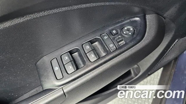 Hyundai Venue 2021 Синий из Кореи, фото 4