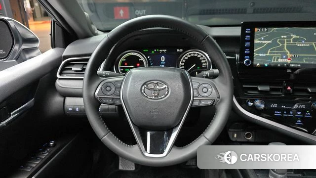 Toyota Camry (XV70) 2024 Серебряный из Кореи, фото 4