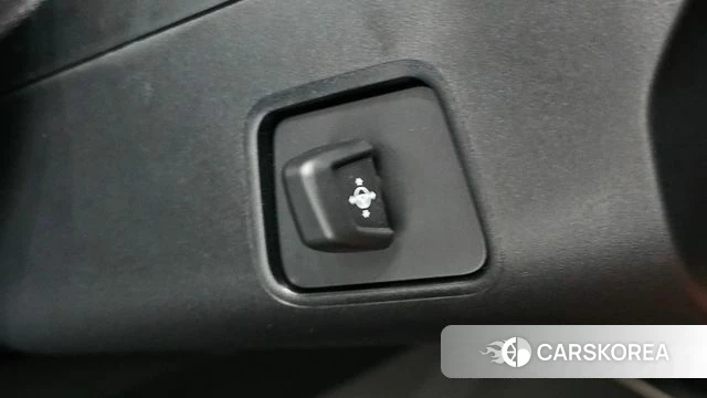 BMW 5 Series (G60) 2025 Черный из Кореи, фото 4